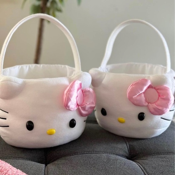 Hello kitty Easter basket - Picture 1 of 1